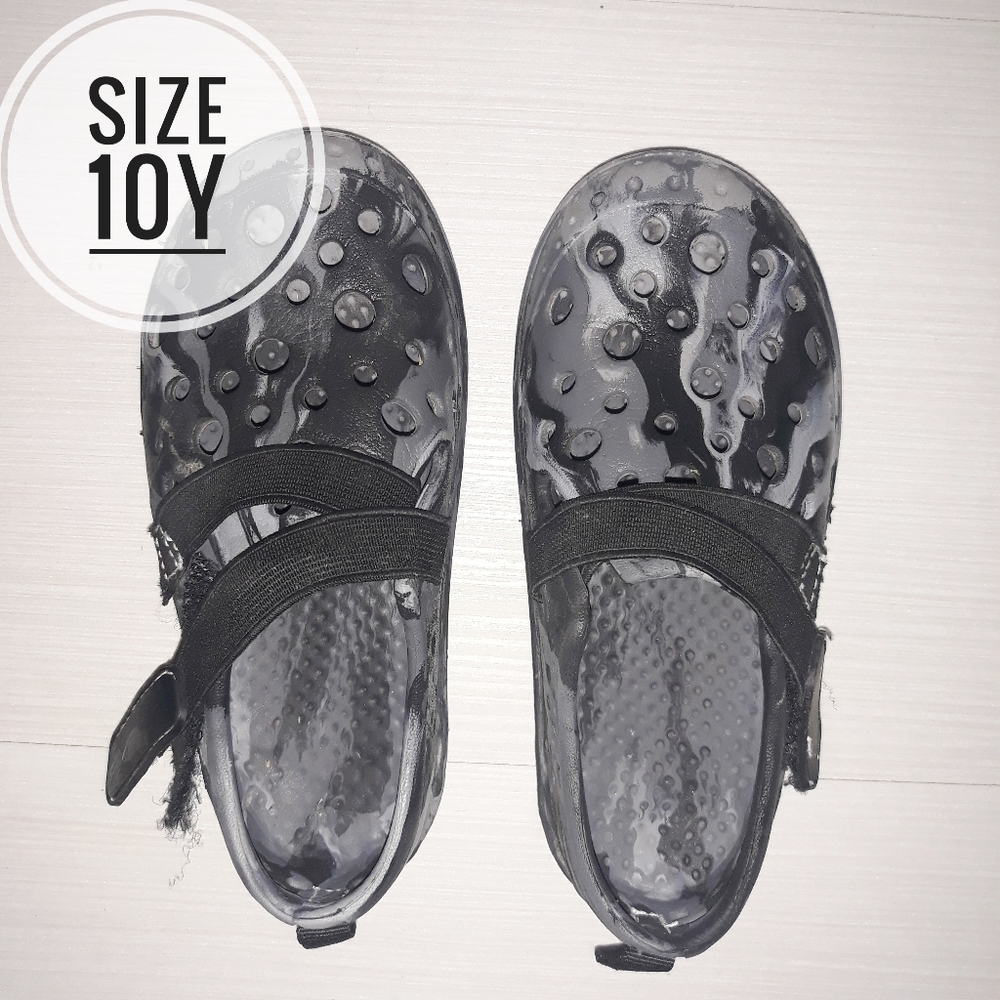 Size 10 youth summer sandals